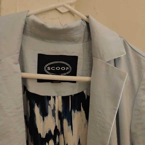 Light Blue silkyLong Coat with Blue White inner lining 17 inc p2p 45 inch long - Picture 8 of 12